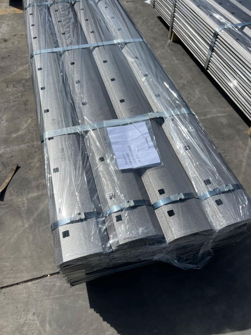 MT-CE-1687 stock pallet